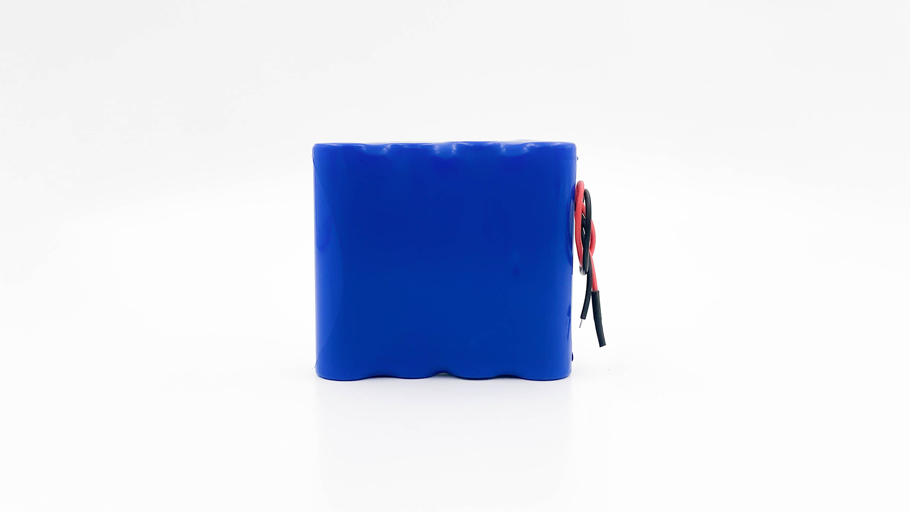 iFlowPower | low-cost solar portable power station with custom services 6