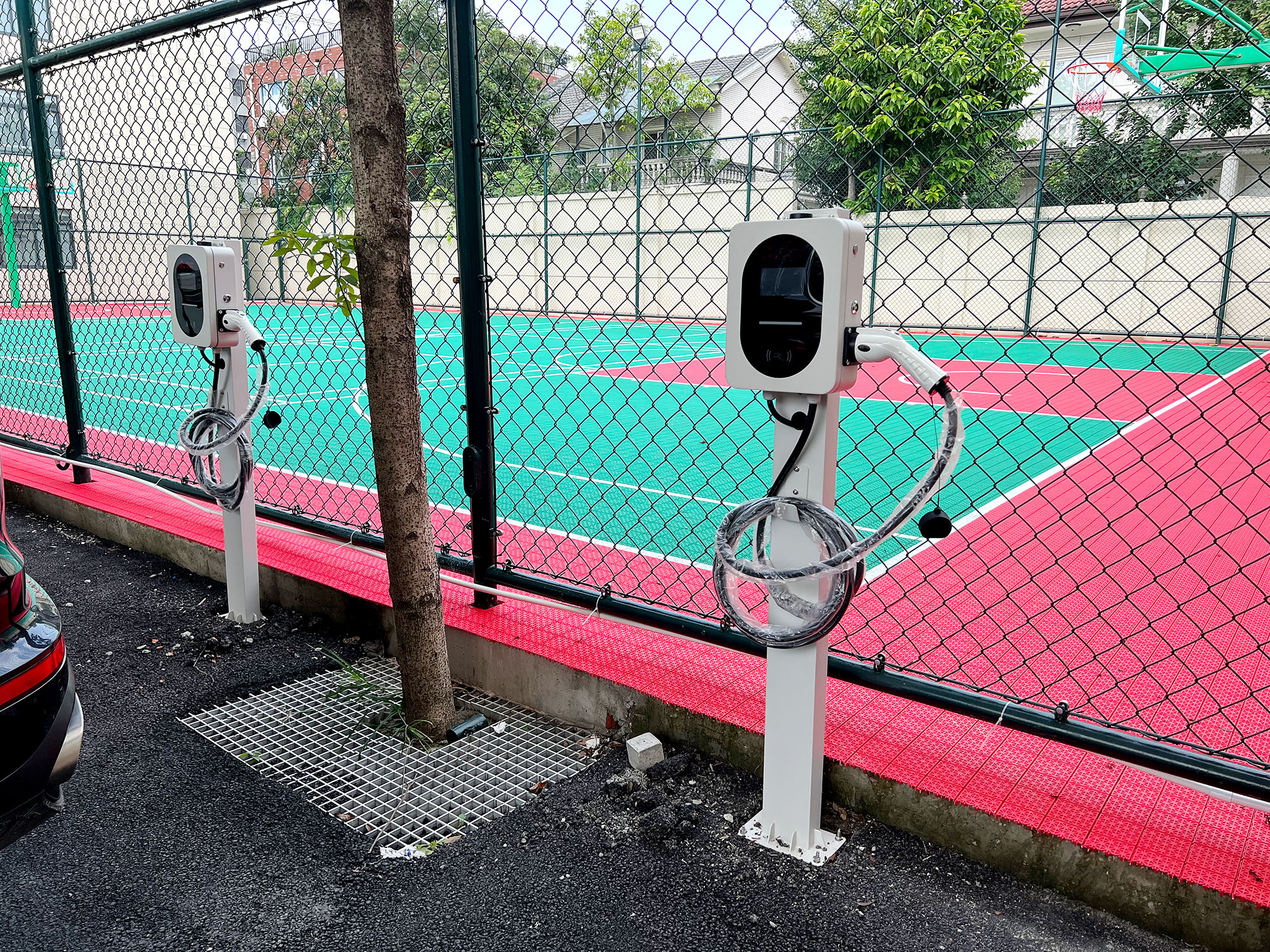 Convenient Electric Vehicle Charging Station for Sustainable Mobility
