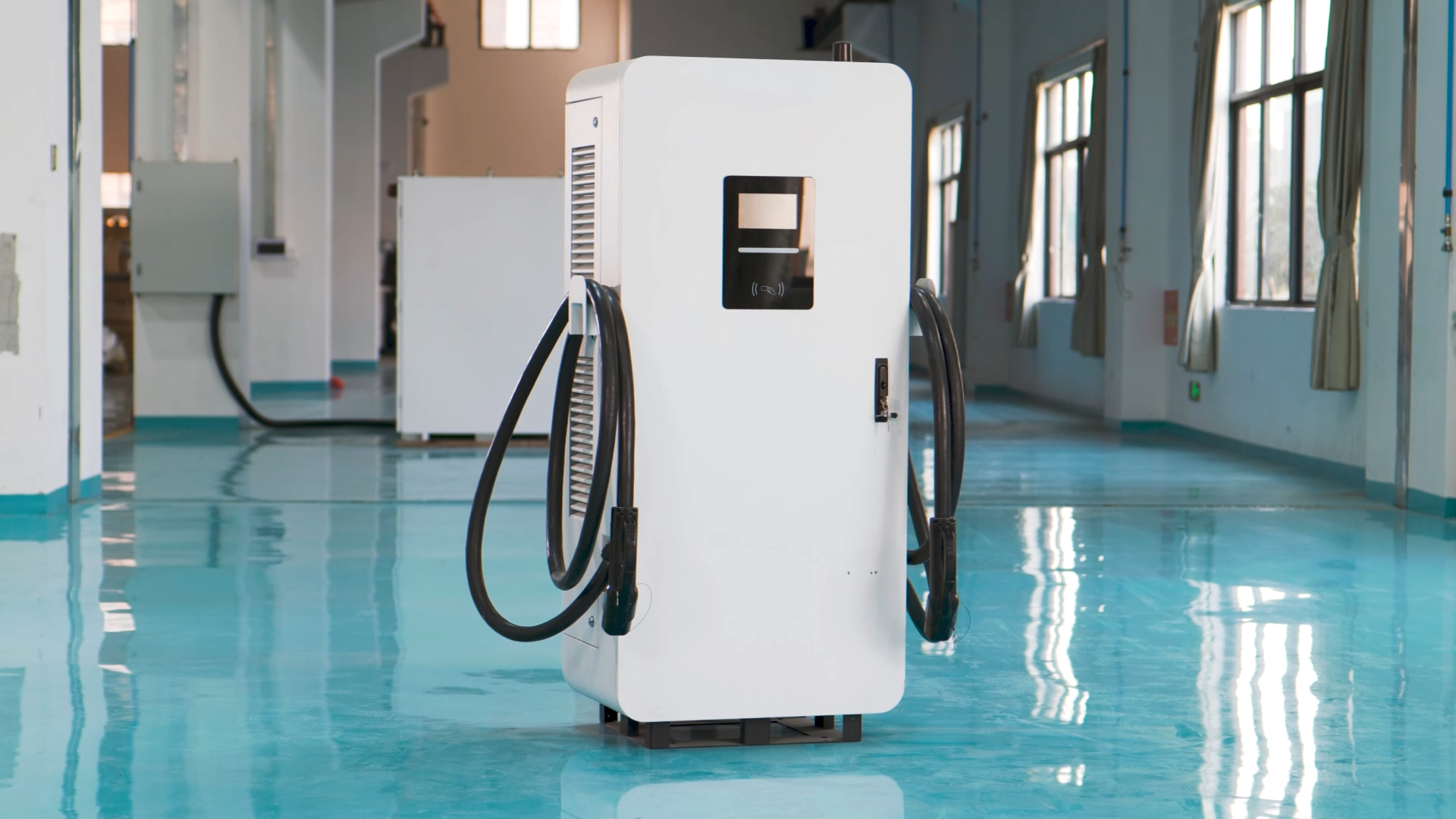 Solução avançada da iFlowpower para veículos de novas energias | Estação de carregamento CC de 120 kW 1